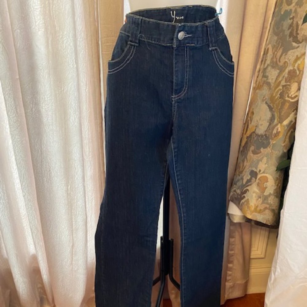 Yvos Jeans Women’s 12 dark blue Denim Bootcut buttons on back Pockets